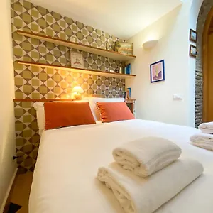 Le Petit , Rome Italy